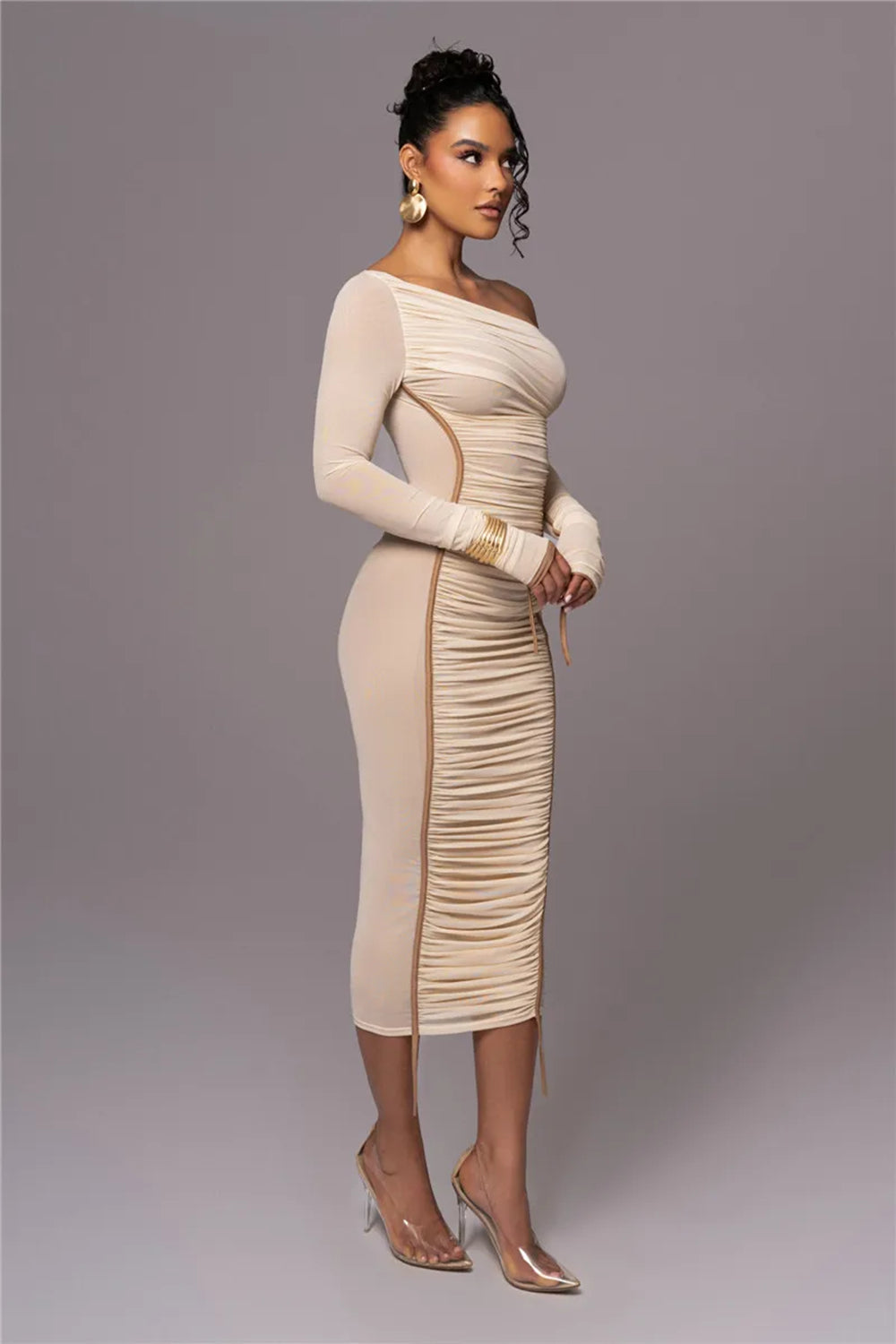 Vestido Midi | Ousadia e Poder